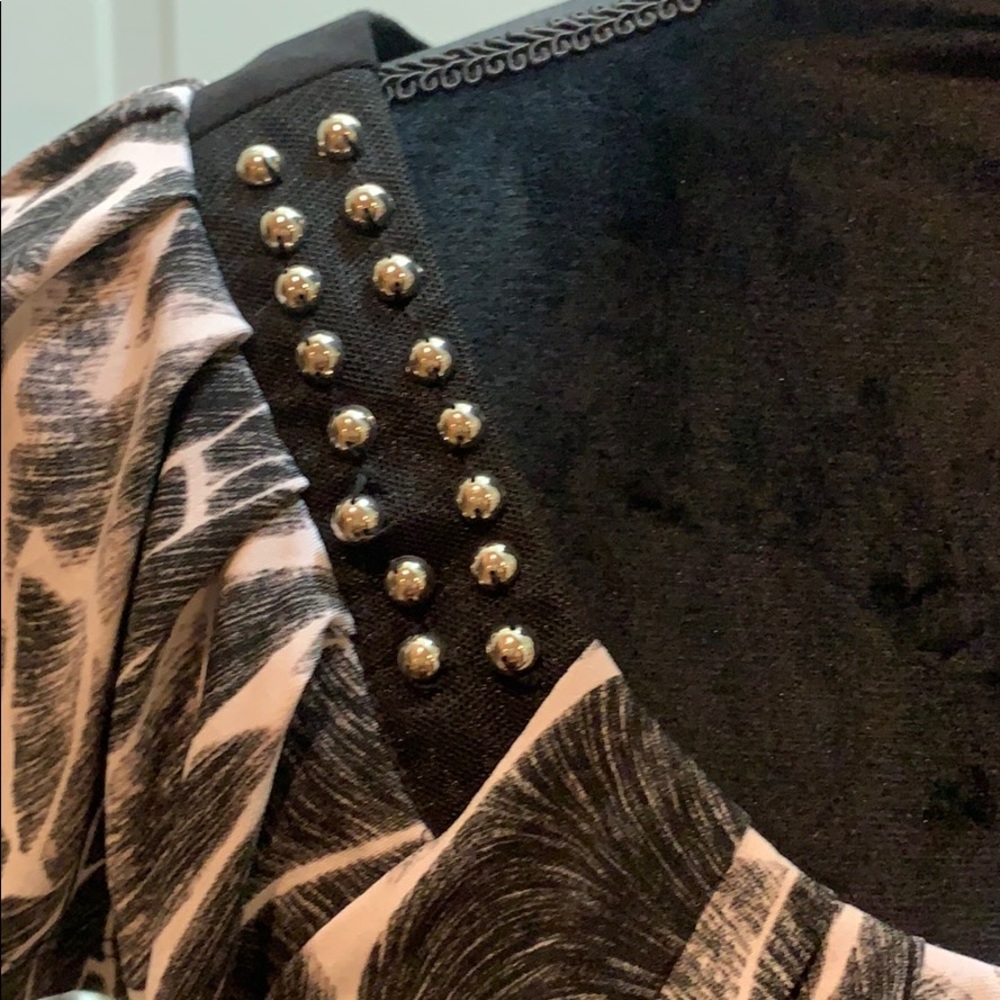 Dress - Picture 4 of 6